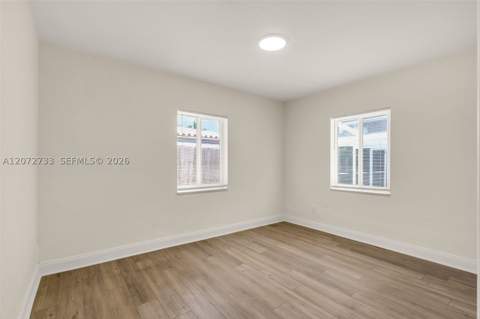 1514 NE 176th St, North Miami Beach FL - photo 7 of 27