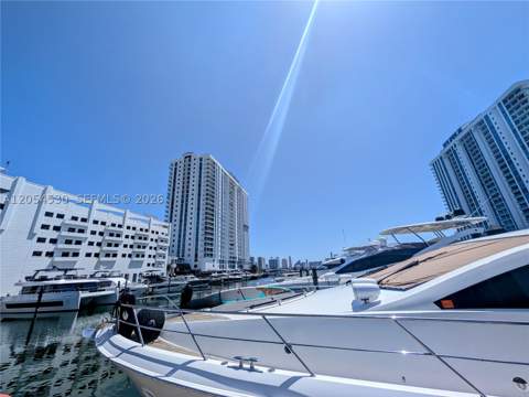 17301 Biscayne Blvd 1501, North Miami Beach FL - photo 24 of 31