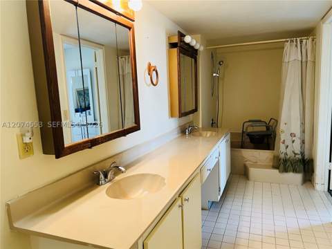 20860 San Simeon Way 205-6, Miami FL - photo 19 of 40
