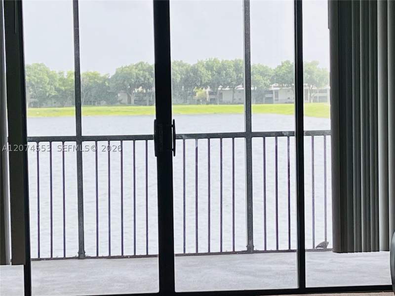 2 bedroom Condominium at 20860 San Simeon Way 205-6, Lakeview Of The Calf Club, Miami — photo 4