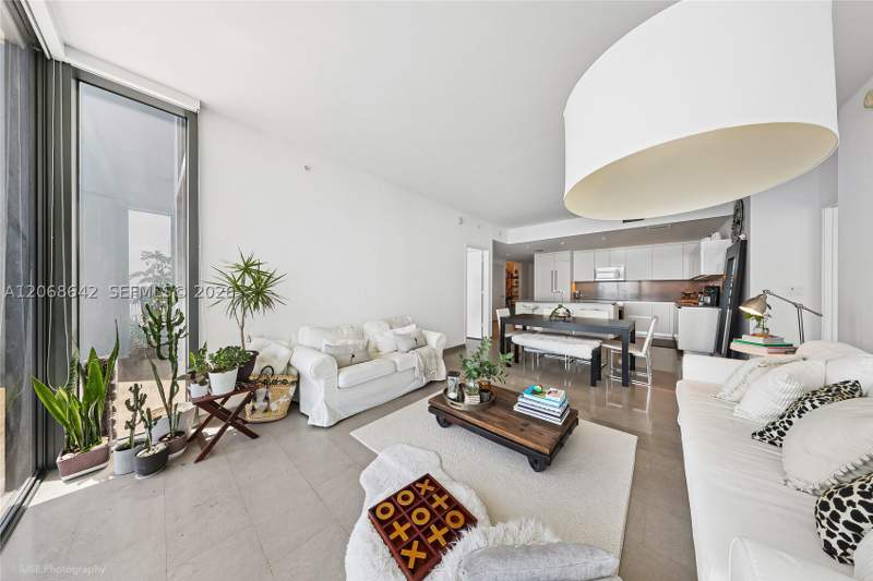 2 bedroom Condominium at 68 SE 6th St 2909, Reach Condo, Miami — photo 2