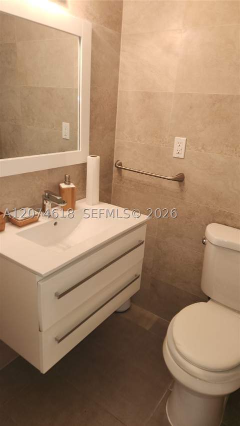 500 Bayview Dr 1725, Sunny Isles Beach FL - photo 9 of 25