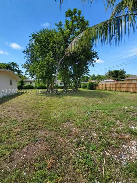 980 NW 13th St, Homestead FL - photo 23 of 25