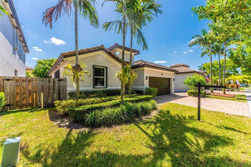 3 bedroom SingleFamilyResidence at 25419 SW 121st Ave, Hemingway Point, Homestead — photo 3