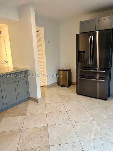 7803 SW 102nd Ln, Miami FL - photo 11 of 36