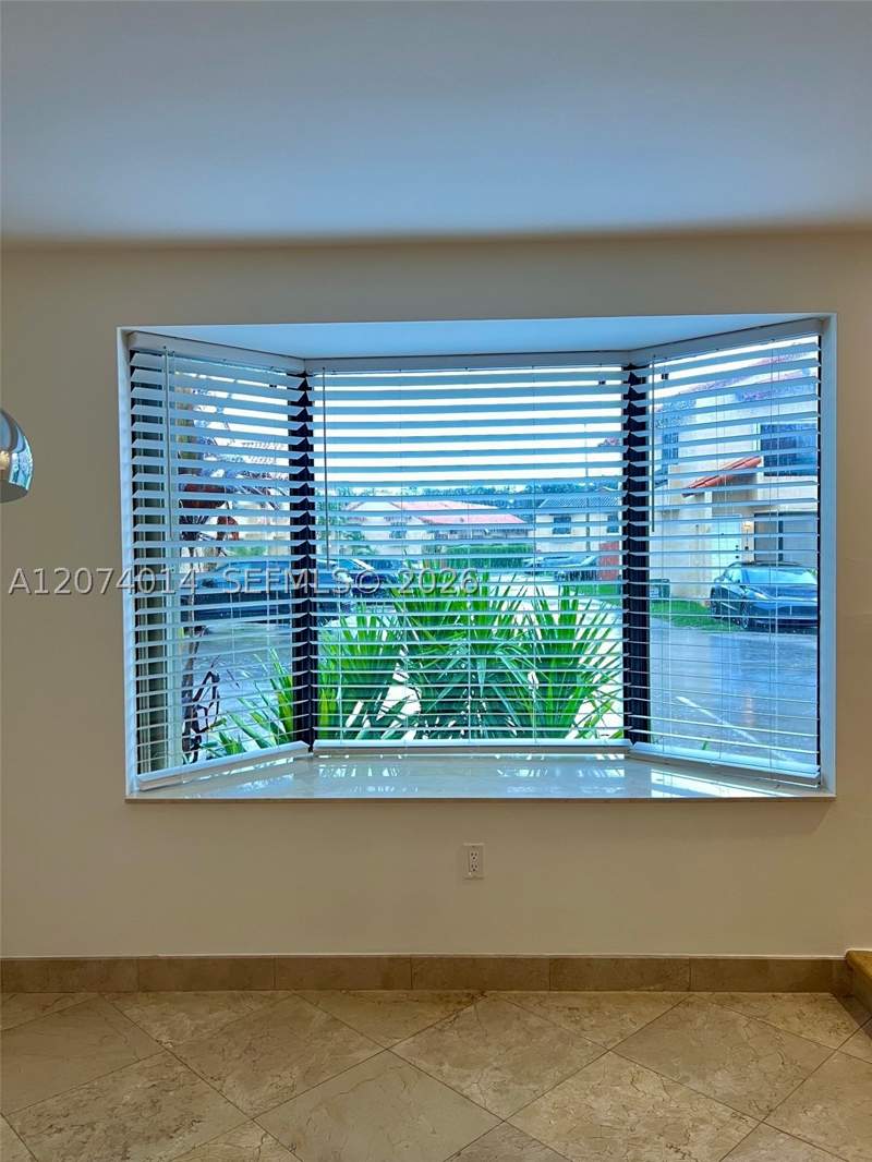 2 bedroom Townhouse at 7803 SW 102nd Ln, Dadeland Cove, Miami — photo 3