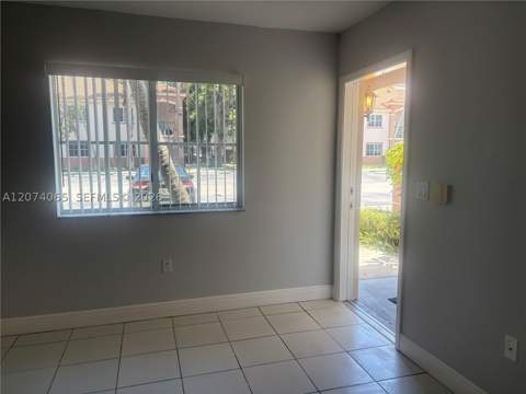 2910 SE 13th Rd 105-44, Homestead FL - photo 7 of 51