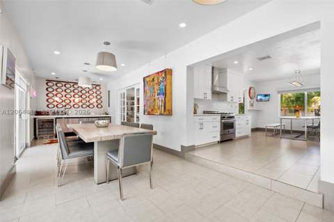 831 NE 109th St, Biscayne Park FL - photo 17 of 67