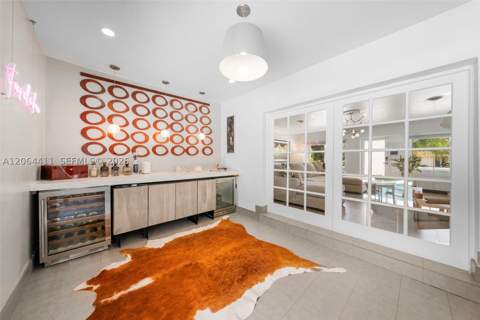 831 NE 109th St, Biscayne Park FL - photo 19 of 67