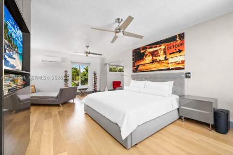 831 NE 109th St, Biscayne Park FL - photo 21 of 67