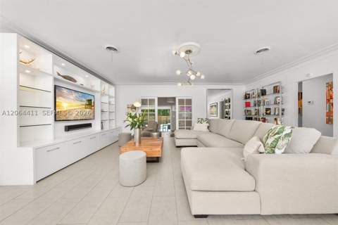 831 NE 109th St, Biscayne Park FL - photo 8 of 67