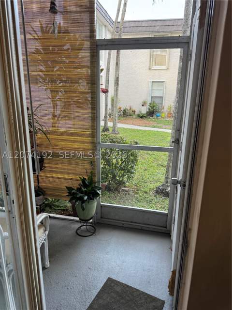 10395 N Kendall Dr V1, Miami FL - photo 13 of 20