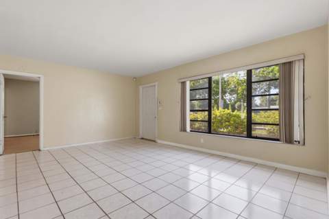 980 NW 183rd Street, Miami Gardens FL - photo 6 of 25