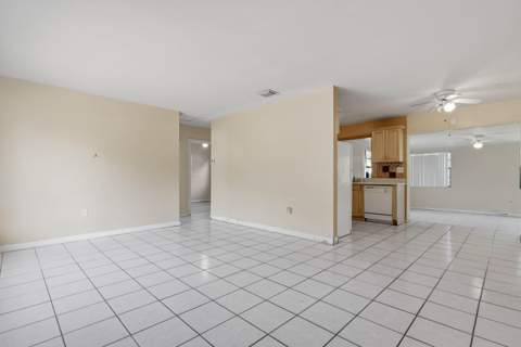 980 NW 183rd Street, Miami Gardens FL - photo 7 of 25