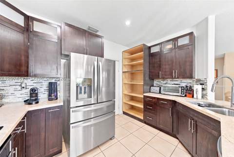 15429 SW 36th Ter, Miami FL - photo 11 of 40