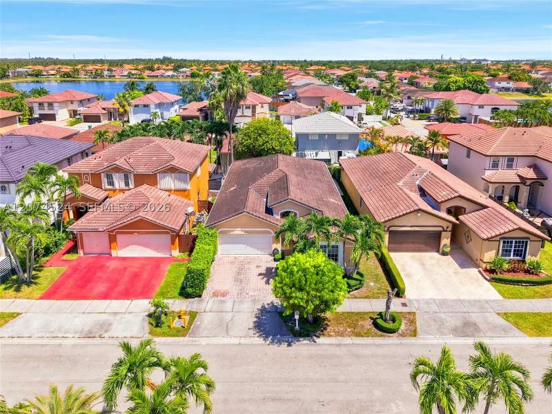 4 bedroom SingleFamilyResidence at 15429 SW 36th Ter, Ponce Estates Sec 2, Miami — photo 2