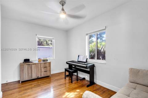 8911 N Miami Ave, El Portal FL - photo 16 of 32
