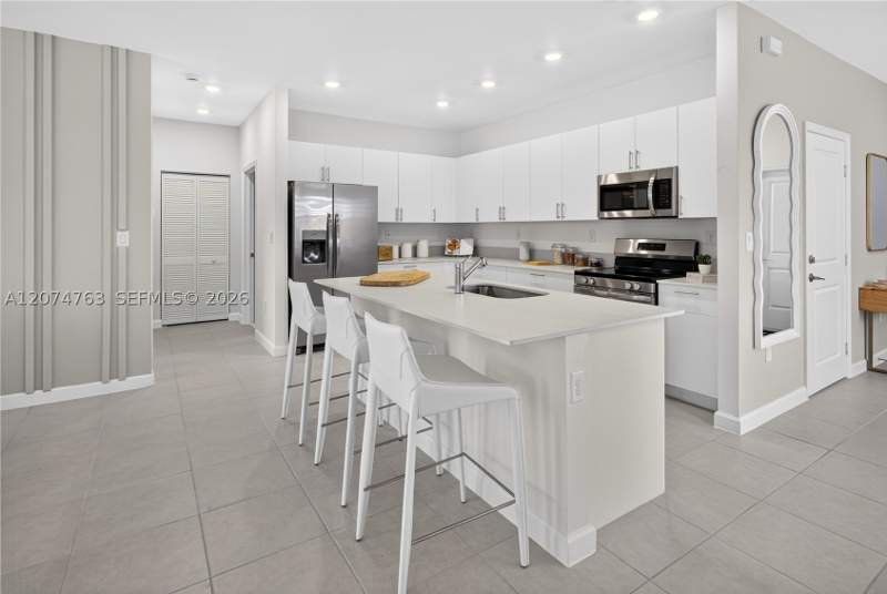 5 bedroom SingleFamilyResidence at 19583 SW 337 Ter, Acacia Groves, Miami — photo 4