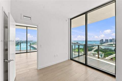 1400 Biscayne Blvd 3201, Miami FL - photo 17 of 54
