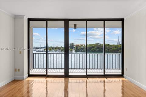 1000 Venetian Way 301/303, Miami FL - photo 20 of 40
