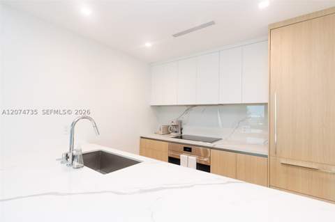 2411 Laguna Circle 1704, North Miami FL - photo 9 of 59