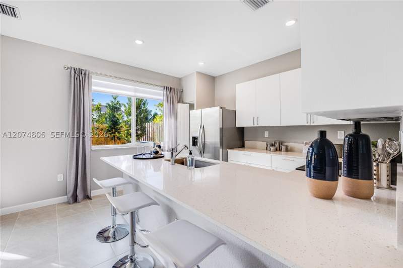 3 bedroom Townhouse at 754 SE 15 St, Terra Sol, Homestead — photo 3