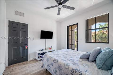 10334 NW 30th Ter, Doral FL - photo 17 of 34
