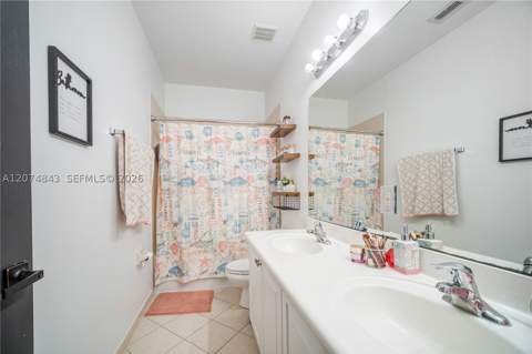 10334 NW 30th Ter, Doral FL - photo 19 of 34