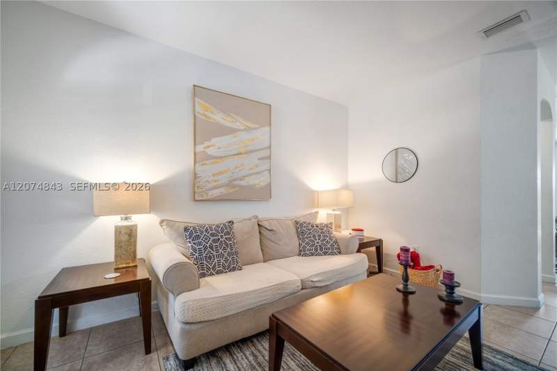 3 bedroom SingleFamilyResidence at 10334 NW 30th Ter, Beacon At Doral, Doral — photo 5