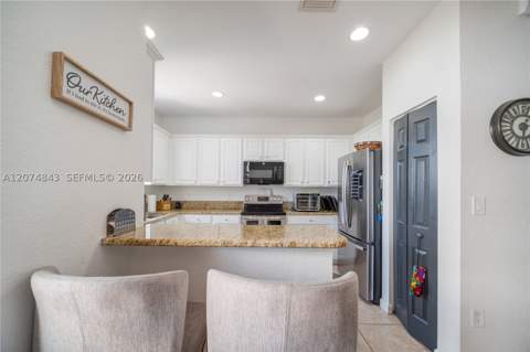 10334 NW 30th Ter, Doral FL - photo 8 of 34
