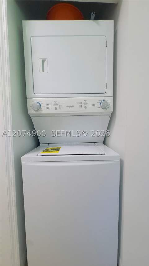 990 NE 33rd Ter 202, Homestead FL - photo 15 of 37