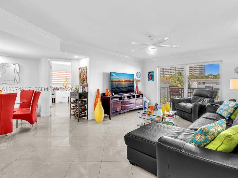 2 bedroom Condominium at 3601 NE 170th St 301 - Dock, Bayview Point South Condo, North Miami Beach — photo 2