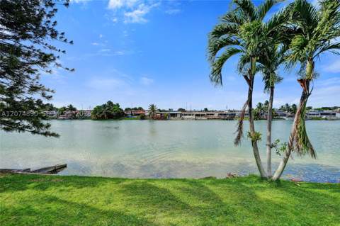 903 W 77th St, Hialeah FL - photo 20 of 29