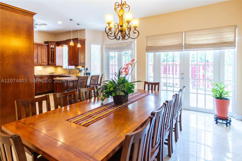 4 bedroom SingleFamilyResidence at 10564 NW 57th St, Doral Sands, Doral — photo 2
