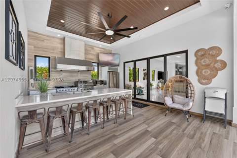 10352 NW 131st St, Hialeah Gardens FL - photo 6 of 31