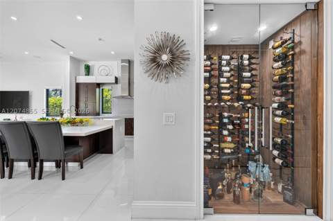 10352 NW 131st St, Hialeah Gardens FL - photo 8 of 31