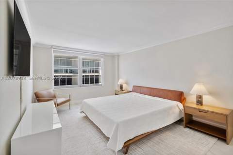 5555 Collins Ave 16B, Miami Beach FL - photo 16 of 35