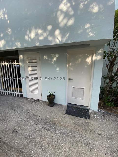 1990 Marseille Dr 206, Miami Beach FL - photo 7 of 18