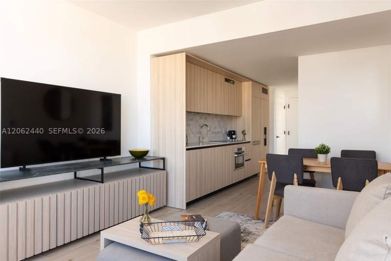 2 bedroom Condominium at 225 N Miami Ave 1801, District 225 Condo, Miami — photo 5