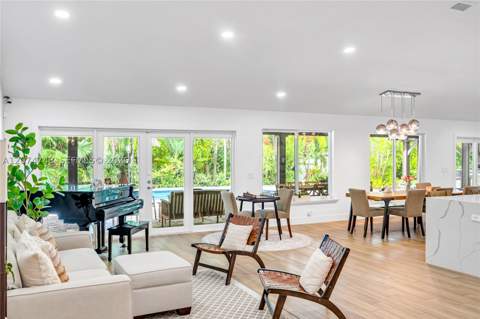 8440 SW 182nd Ter, Palmetto Bay FL - photo 7 of 81