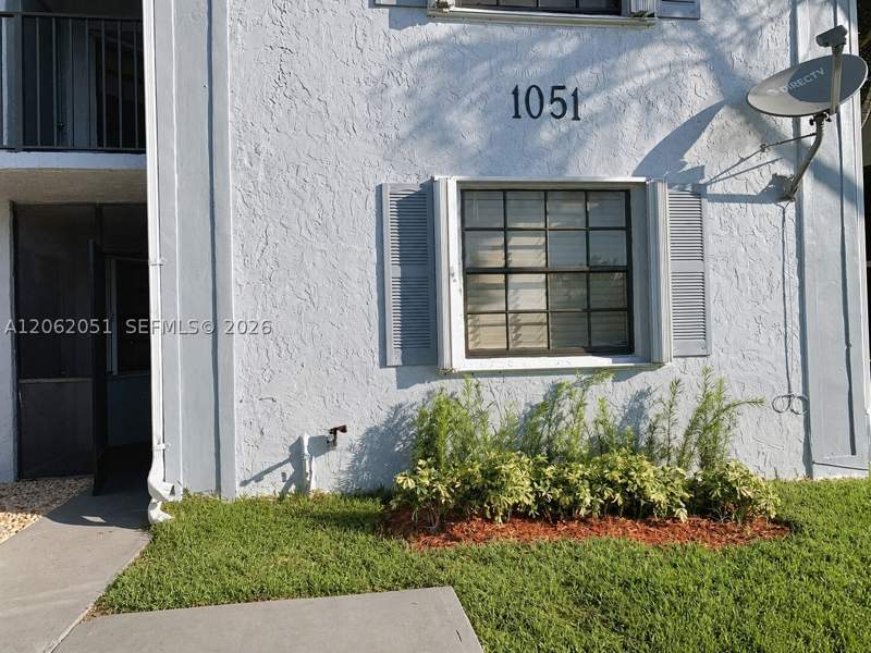 2 bedroom Condominium at 1051 Jefferson Dr 1051K, Lakeshore Condo 8, Homestead — photo 2