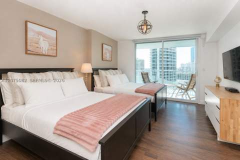 1200 Brickell Bay Dr 3207, Miami FL - photo 6 of 15