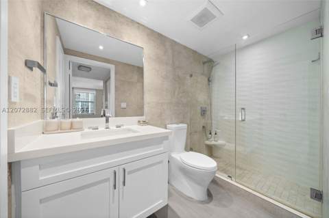 2899 Collins Ave 1624, Miami Beach FL - photo 15 of 29