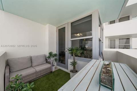 2899 Collins Ave 1624, Miami Beach FL - photo 8 of 29