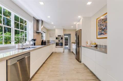 140 N Hibiscus Dr, Miami Beach FL - photo 15 of 41
