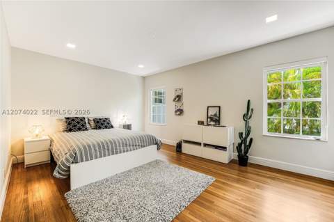 140 N Hibiscus Dr, Miami Beach FL - photo 24 of 41