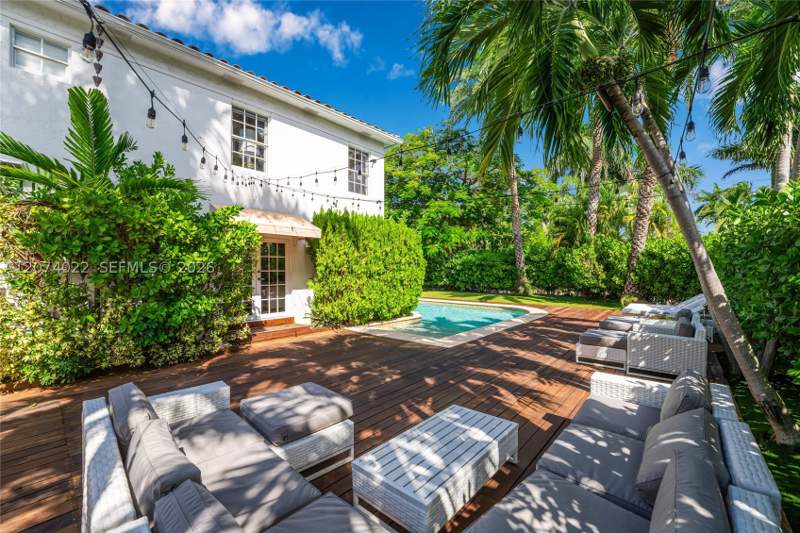 5 bedroom SingleFamilyResidence at 140 N Hibiscus Dr, Hibiscus Island, Miami Beach — photo 5