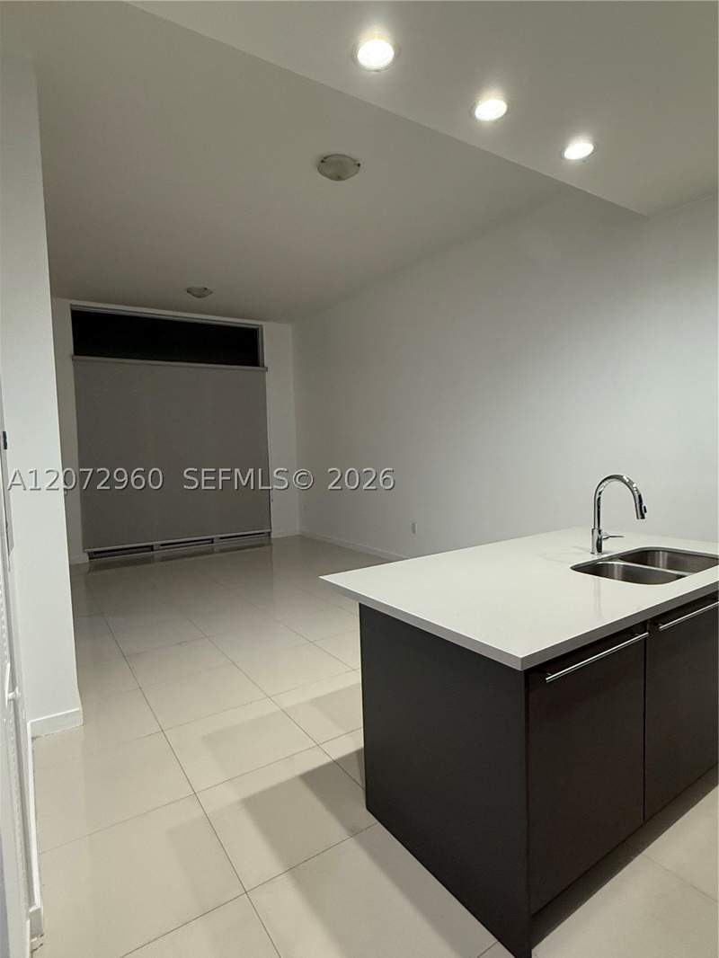 1 bedroom Condominium at 7661 NW 107th Ave 813, Grand Bay Commons South, Doral — photo 5