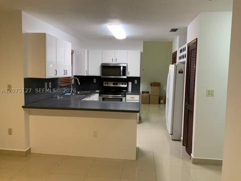 15322 SW 144th Pl, Miami FL - photo 8 of 31