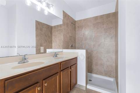 260 NW 109th Ave 204, Miami FL - photo 10 of 23